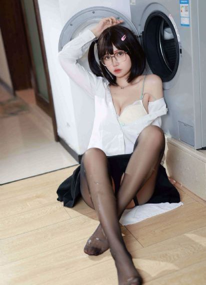 欧美人妖兽交射精_BD英语免费观看最新